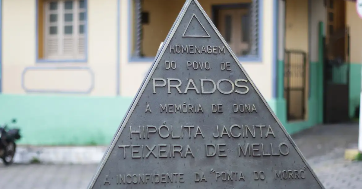 Monumento em homenagem à inconfidente Hipólita Jacinta / Foto: Matteus Ferreira
